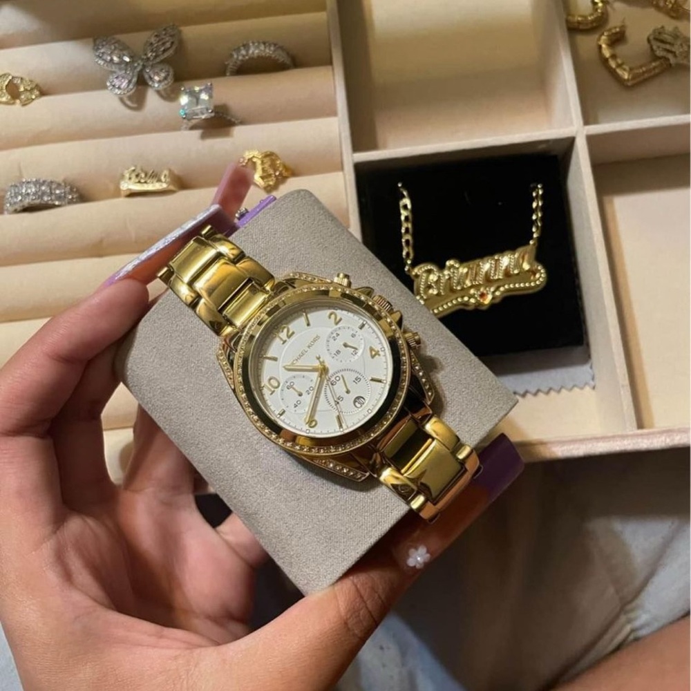 GOLD WOMENS MK WATCH - Picture 1 of 2